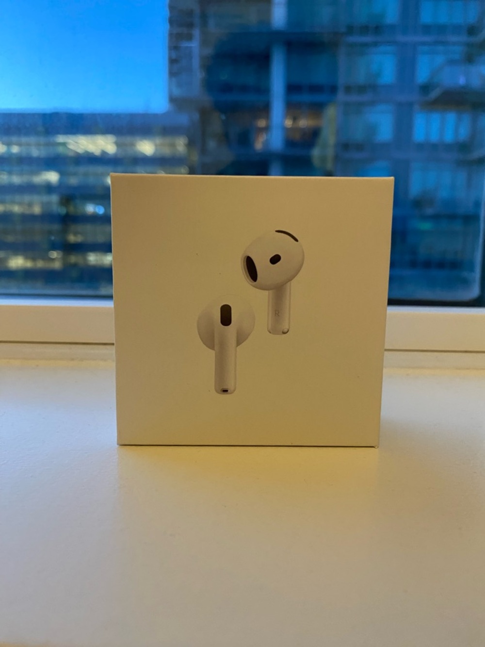 Apple AirPods 4th Gen